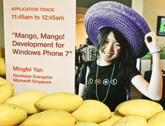 Mango, Mango! Developing for Windows Phone 7 - TechDays 2011 {app track}