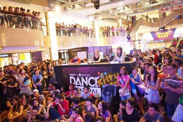 Judges Vernon Huang (Studio Wu), DJ Rosalyn (987FM), and Jessica Tan (MD, Microsoft Singapore) giving their verdicts during the Ultimate Dance Off segment.