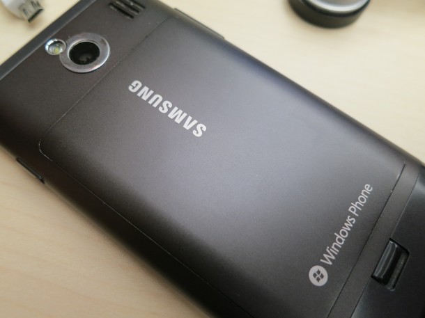 Samsung Omnia 7 with Magnetic Ring